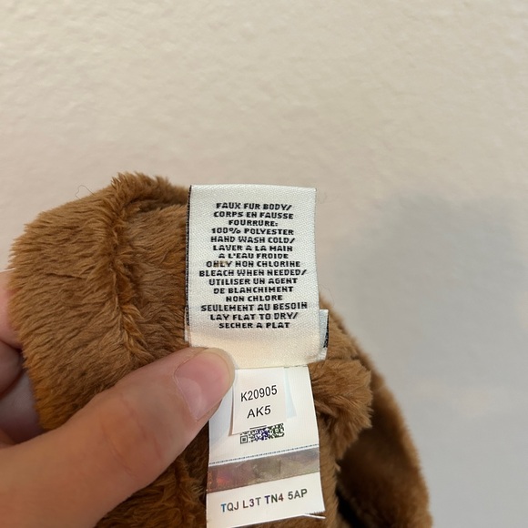 UGG Brown Bear and Carter’s Striped Knit Hat Set - Picture 10 of 11